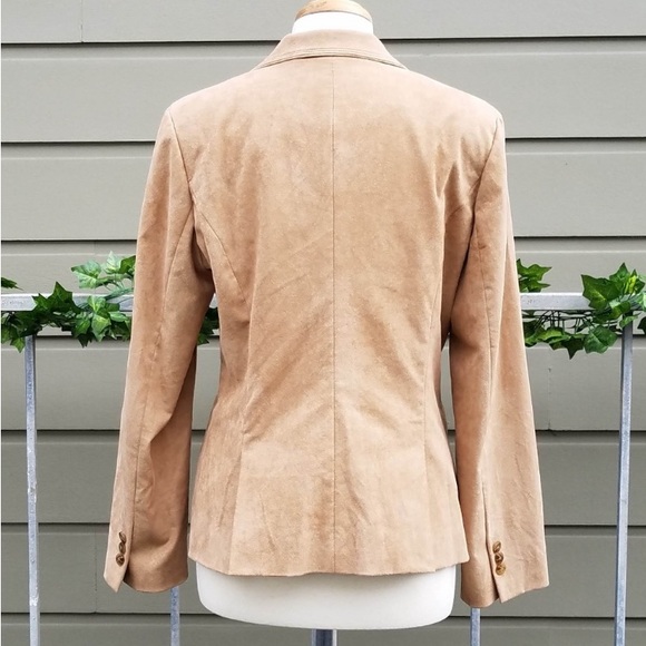Faux suede camel color crop blazer in excellent condition. Beautiful lining. - Picture 2 of 5